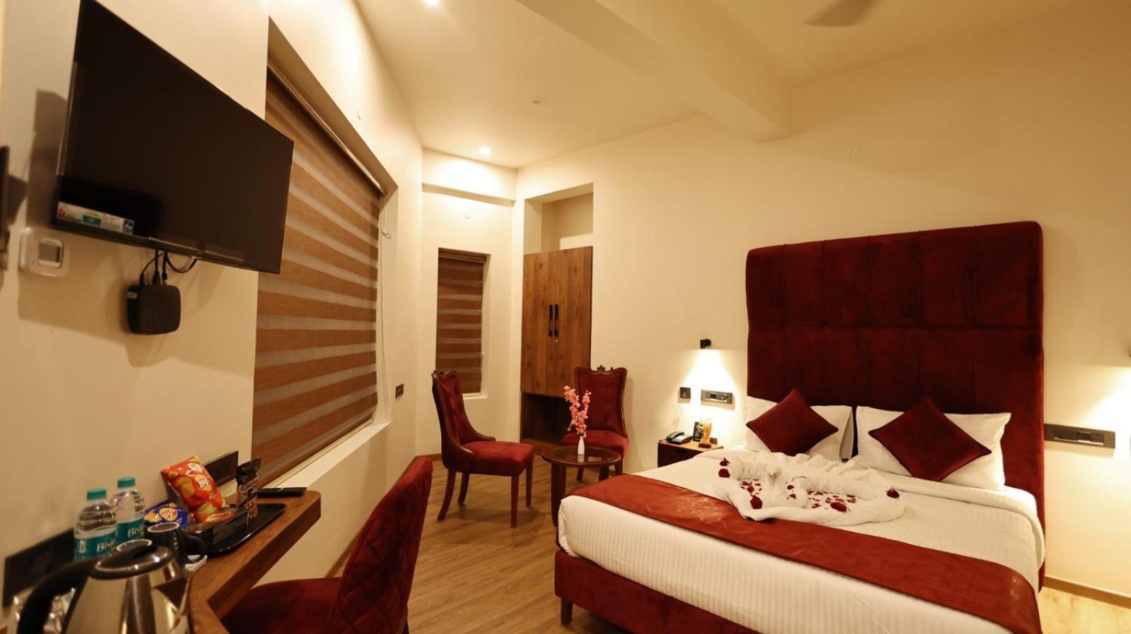 Hotel Elpaso Salem Dış mekan fotoğraf