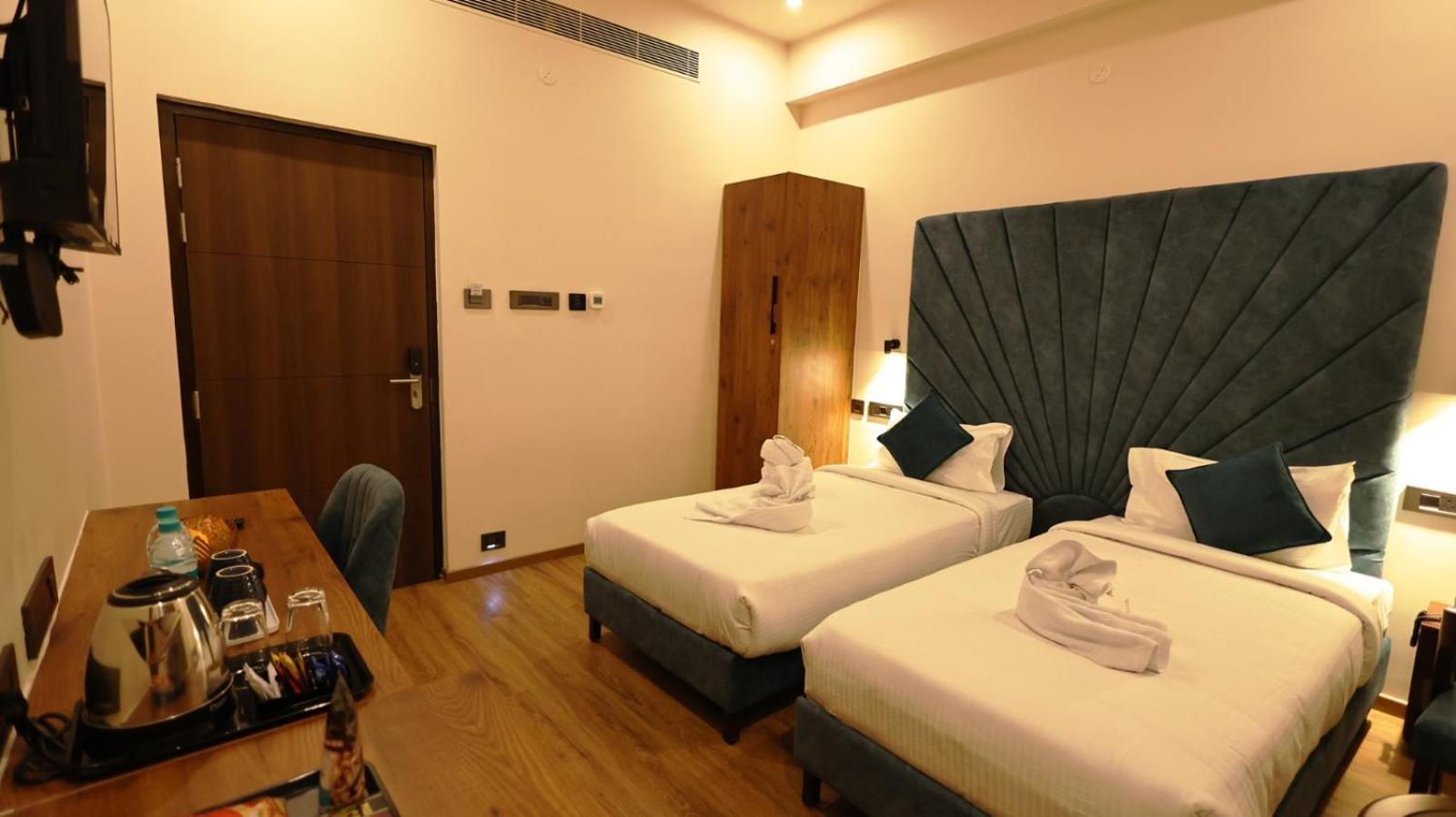 Hotel Elpaso Salem Dış mekan fotoğraf